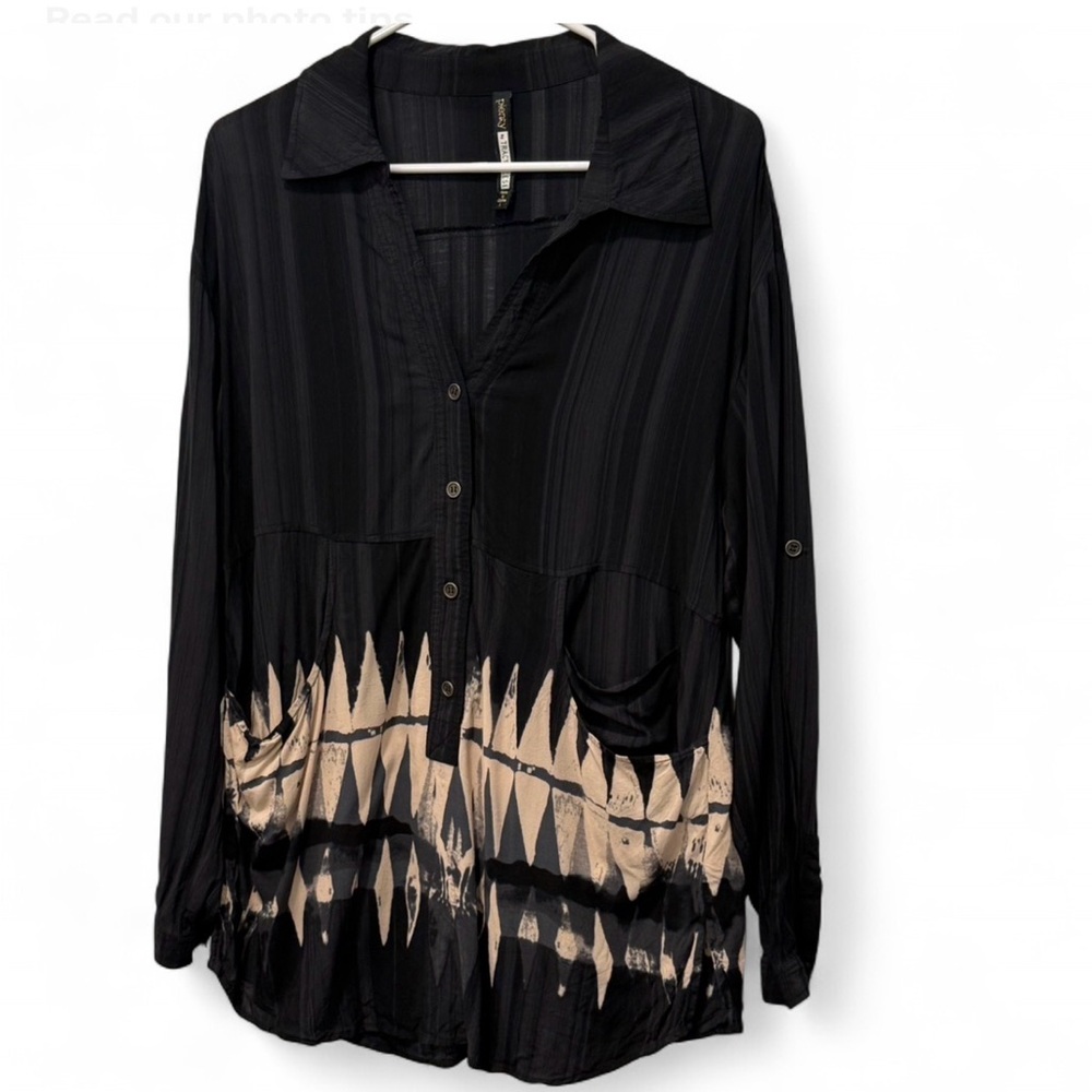 Black and Beige Patterned Button Front top from Plenty by Tracy Reece